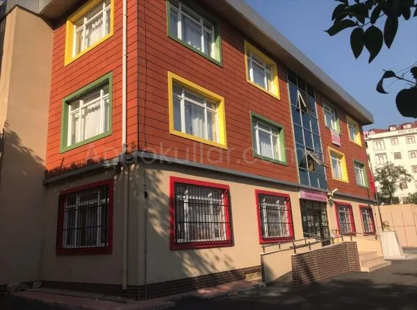 Öğretmen Arzu Özsoy Anaokulu