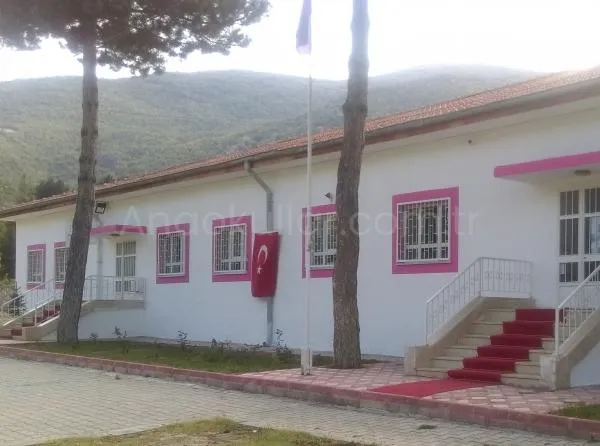 Öğretmen Rukiye Sarıer Bumin Anaokulu